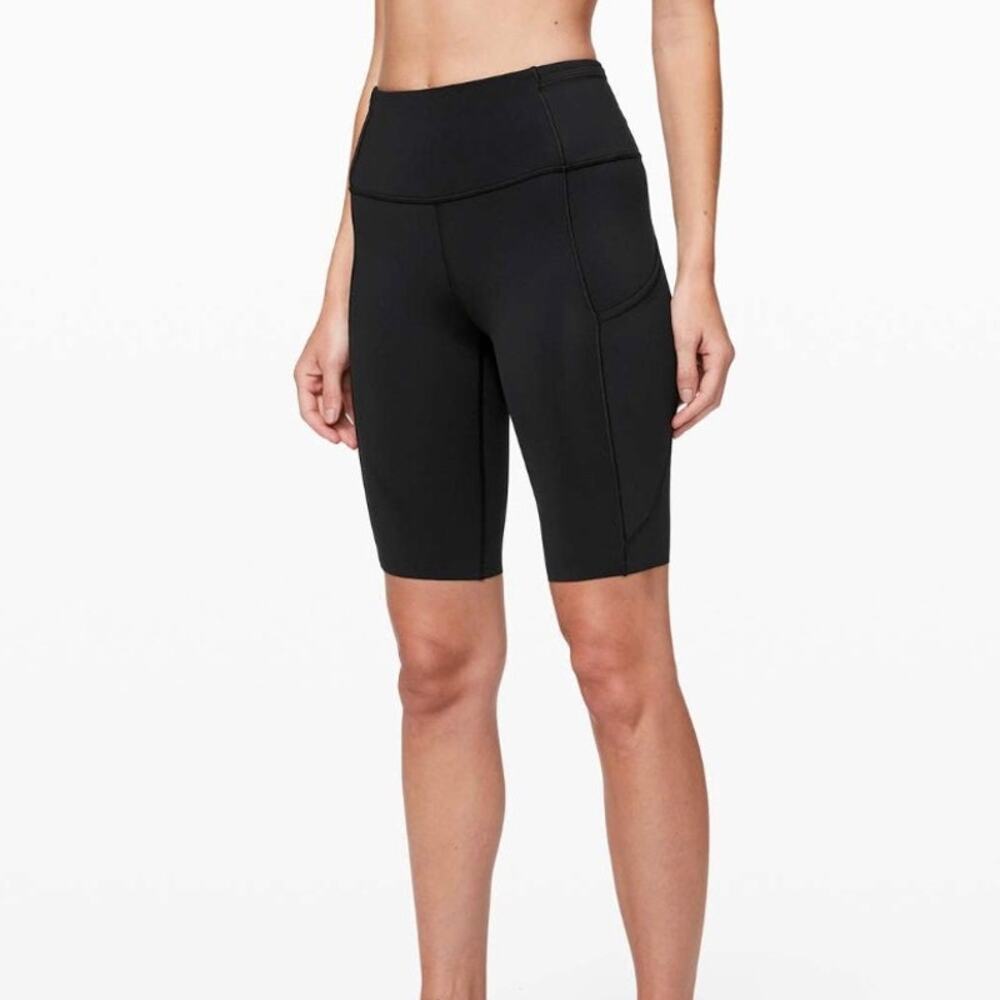Lululemon Fast & Free Short 10" Women's 2 Black